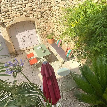 Le Clos Du Rempart - 2 A 4 Pers. Saint-Restitut Extérieur photo